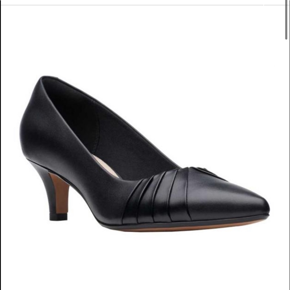 Clarks linvale crown black heels